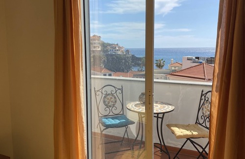 Camara de Lobos Wohnung | Ocean View Roxos Park im Herzen von Camara de Lobos madeira für Work und Travel