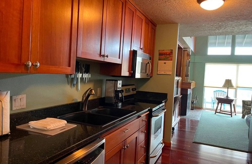 Otter Rock Wohnung | Ocean-View Suite with Loft & Full Kitchen