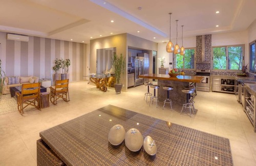 Coco Villa | * 2 kostenlose Massagen * - Spaziergang zum Strand, Frühstück und Meerblick!