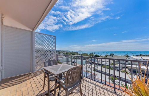 Airlie Beach Wohnung | Ocean views 10a pool and spa