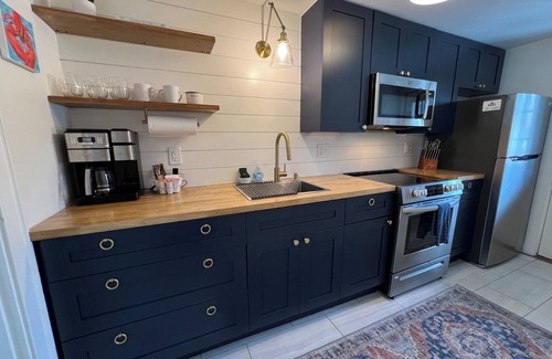 Loveitts Field Wohnung | Ocean views 30 Steps to Willard Beach! Amazing location 7 min to Portland.Unit 2