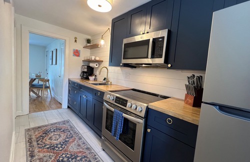 Loveitts Field Wohnung | Ocean views 30 Steps to Willard Beach! Amazing location 7 min to Portland.Unit 2