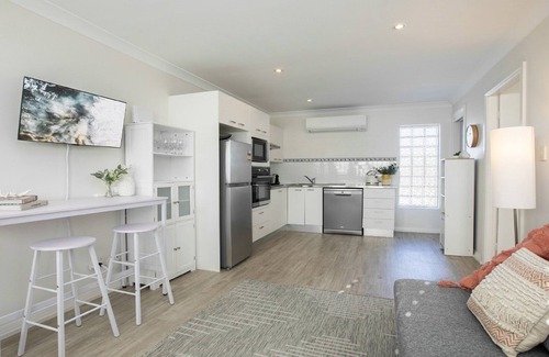 Terrigal Haus | Ocean views and an easy walk to Terrigal, beach, boutique shops and eateries
