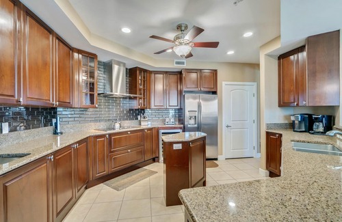 Daytona Beach Eigentumswohnung | Ocean Vistas 904 - Great Ocean Views - Luxury 3BR/3BA condo Huge Balcony!