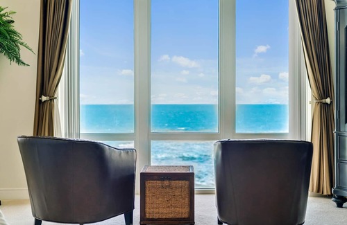 Daytona Beach Eigentumswohnung | Ocean Vistas 904 - Great Ocean Views - Luxury 3BR/3BA condo Huge Balcony!