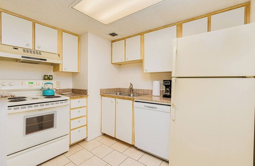 Ormond-by-the-Sea Eigentumswohnung | Pool/Beach Open! Ocean Watch-Oceanfront Condo #216