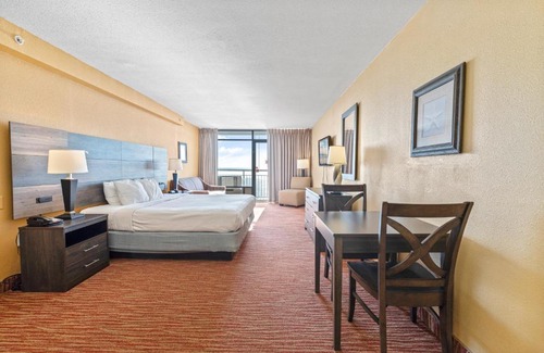 Myrtle Beach Haus | Oceanfront at the Landmark