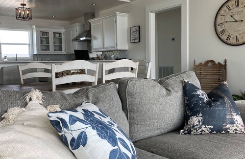 Spanish Grant Haus | Oceanfront Beach Home