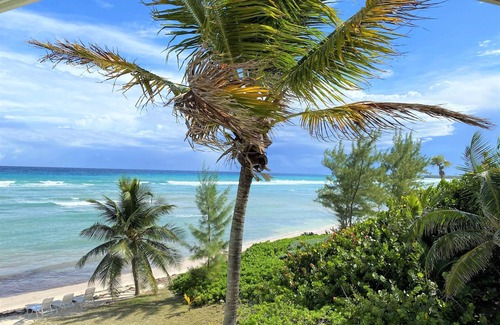 North Side Eigentumswohnung | Cayman Breeze - Eine luxuriöse Eigentumswohnung am Strand in Rum Point / Cayman Kai
