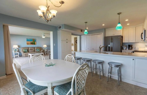 New Smyrna Beach Eigentumswohnung | Oceanfront Ground-Floor Retreat on No-Drive Beach | Peace & Comfort