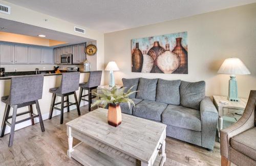 Downtown Myrtle Beach Wohnung | Oceanfront Myrtle Beach Condo with Pools and Hot Tubs