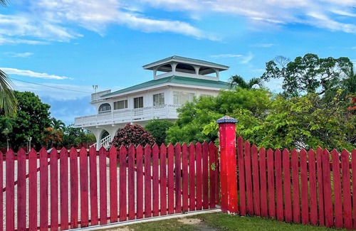 Gales Point Haus | Oceanfront Oasis with Meditation Tower & Pool