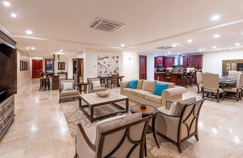 Playa Langosta Eigentumswohnung | CRYSTAL SANDS OCEANFRONT PENTHOUSE - BESTES PENTHOUSE, BESTE ANSICHTEN - SIEHE VIDEO