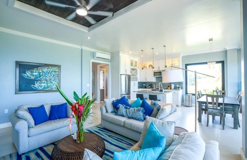 Placencia Eigentumswohnung | Oceanfront Sunset Gecko Condo - Second Floor 2B