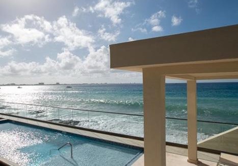Northwest Point Wohnung | Oceanfront with 7 mile beach views, Ground-Floor, Pool, Sleeps 6