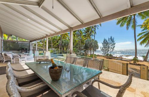 Mowbray Haus | Oceans Edge Beach House At Oak Beach