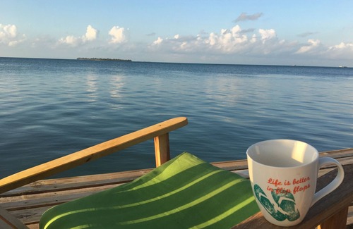 Caye Caulker Wohnung | KÜSTE CARIBBEAN SUITE
