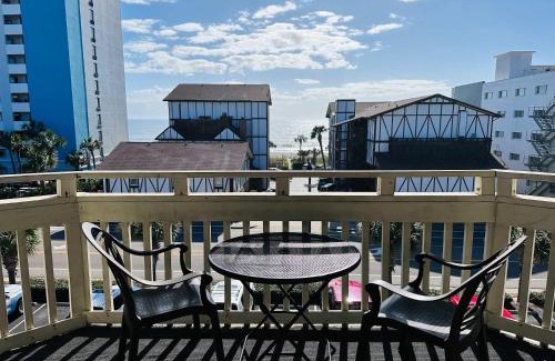 Golden Mile Haus | Oceanview 3 Balconies Pool FREE Attractions