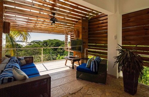 Potrero Villa | Atemberaubende neu renovierte Luxus-Villa mit Meerblick