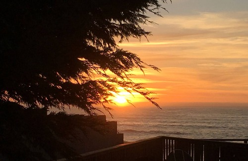 Smith River Wohnung | Oceanview Cabin 18 With Private Jacuzzi