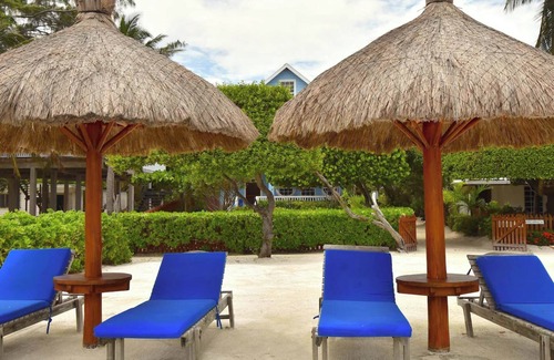 Caye Caulker Wohnung | Nur wenige Schritte vom Strand entfernt 3 Schlafzimmer, 2 Bäder Haus mit privatem Pool Dock, Strand & AC
