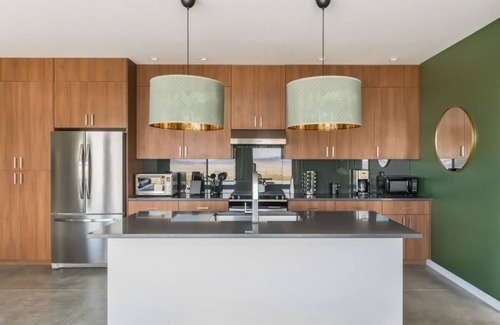 Panorama Heights Haus | Estrella Perdida By Homestead Modern