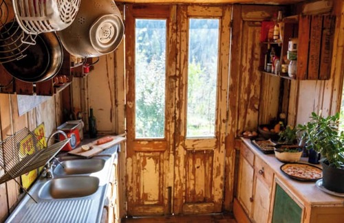 Balocas Hütte | Off grid Eco getaway