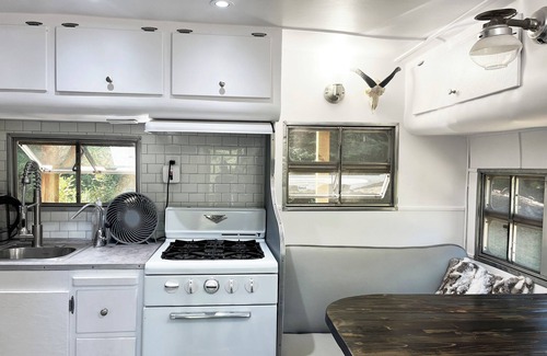 Santa Haus | Off Grid North Idaho Getaway