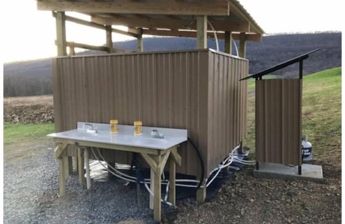 Doylesburg Haus | Off Grid Tiny House Glamping On 22 Acres!