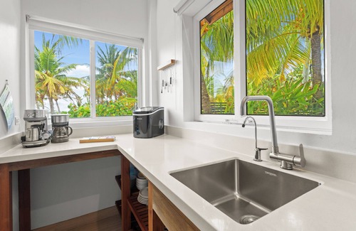 Placencia Wohnung | OHANA - DOWNDEH Cosy new apartment ON the beach IN Placencia village