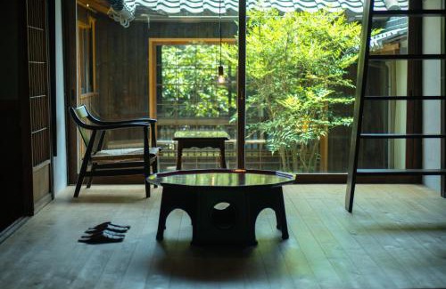 Sasayama Hotel | Oito 美しい街並みに佇む喫茶と宿