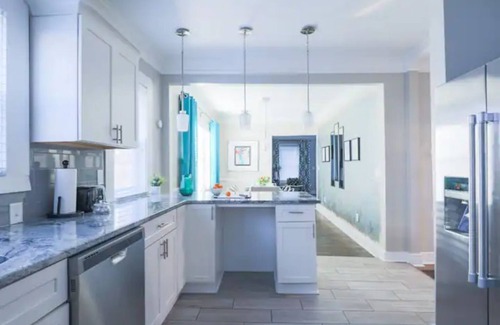 Old Fourth Ward Haus | ⭐️Old 4th Ward⭐️ Designer Duplex Home - 2 Minutes from Downtown!