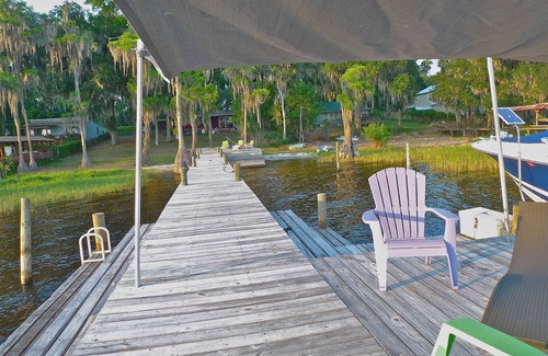 Melrose Hütte | Old Florida Sonnenuntergänge Delights am Lake House Retreat mit spektakulären Strand und Dock