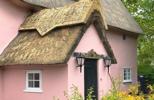 Wickhambrook Haus | Old High Hall