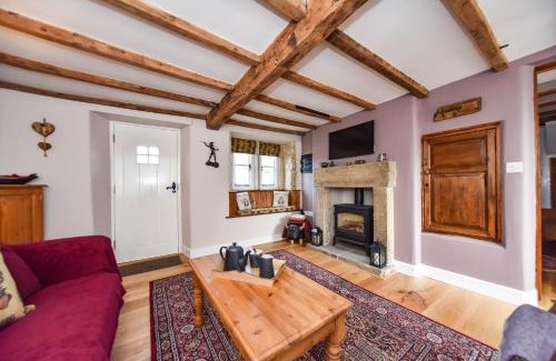 Alfreton Haus | Old Horns Cottage, Higham Derbyshire