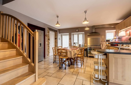 Lizine Haus | Old renovated farmhouse, charm, relaxation in the heart of nature on the Jura plateau