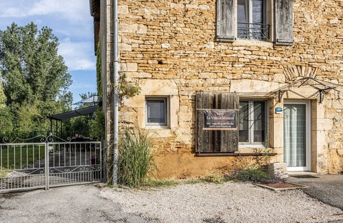 Lizine Haus | Old renovated farmhouse, charm, relaxation in the heart of nature on the Jura plateau