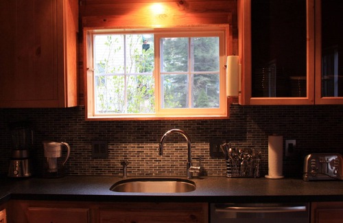 South Lake Tahoe Kabine | Old Tahoe Charm Meets Modern Design - Gehen Sie zum See, Heavenly Village & Casino