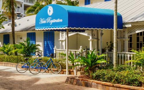 Marco Island Hotel | Olde Marco Island Inn and Suites