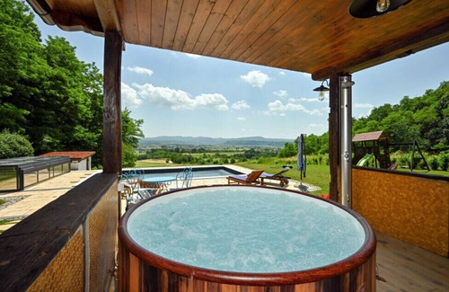 Zlatar Villa | Oldwine House Ložnjak by Villas Guide