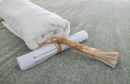 Canillas de Aceituno Bed & Breakfast | Olive & Ivy Guest House