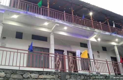 Bullawala Haus | Om Som Home Stay By WB Inn