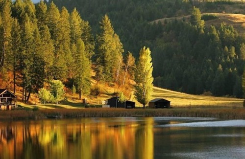 Kettle Falls Hütte | Oma’s Lakefront Cottage: Fish/Boat/Swim from dock
