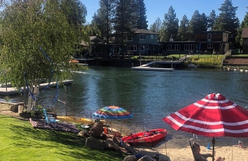 Tahoe Keys Haus | OMG.! Beautiful Waterfront S. Lake Tahoe home, private sandy Beach & Dock.