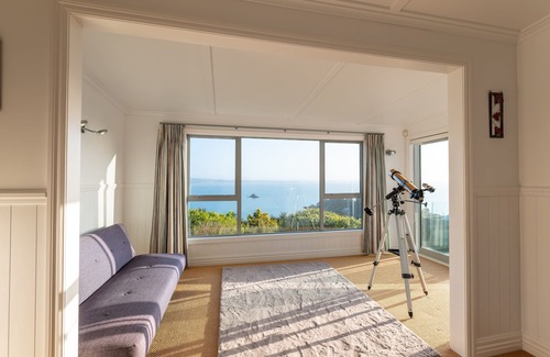 Omiha Haus | Omiha Oasis