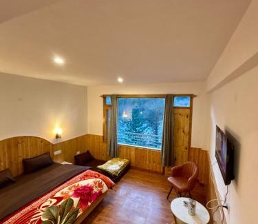 Palchan Haus | OMT Stays & Café