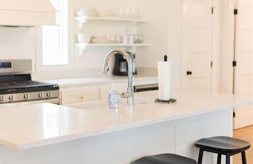 Guntersville Haus | On Lake Time at River Rocks Plantation