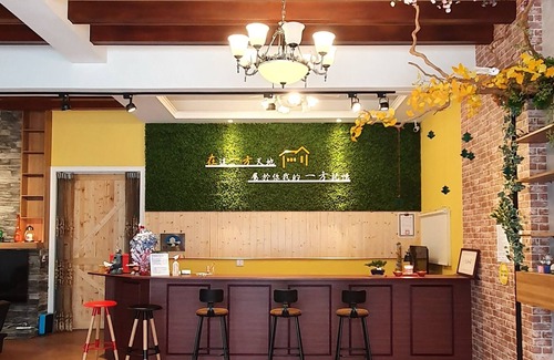 Lugu Haus | On One Side