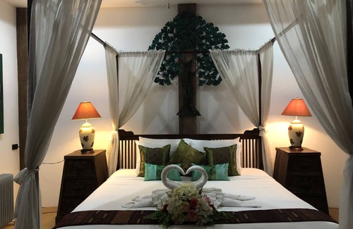 Luang Prabang Hotel | On The Mekong Resort