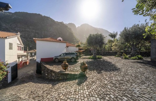 Ponta Delgada Haus | On the North Coast, by the sea - Casa do Terreiro